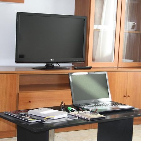 Апартаменты Barceloneta Upartments Фигерас Экстерьер фото